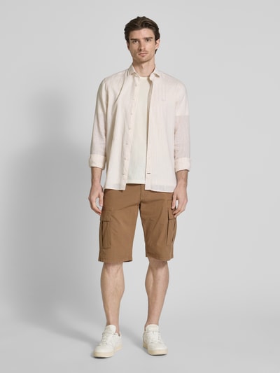 s.Oliver BLACK LABEL Bermudy cargo o kroju relaxed fit z mieszanki bawełny i elastanu Średniobrązowy 1