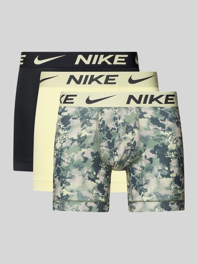 Produktfoto, Trunks mit Dry-Fit-Technologie im 3er-Pack Modell 'ESSENTIAL' von Nike im elastischen Material-Mix mit Logo-Bund, eng anliegend, verschiedene Grüntöne, Gelb und Schwarz, glatte Textur