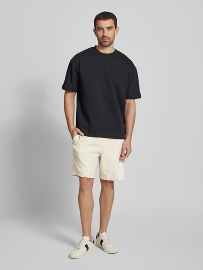 BOSS Regular Fit Bermudas mit Gesäßtasche Modell 'Leoni' Offwhite 1