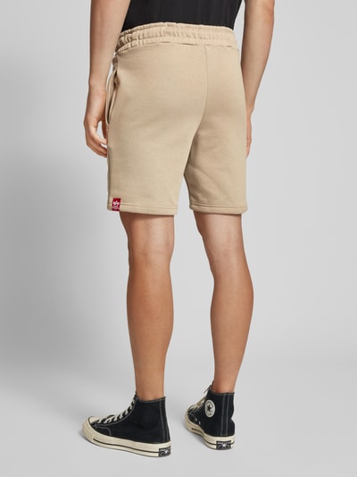 Alpha Industries Sweatshorts mit elastischem Bund und Tunnelzug Sand 5