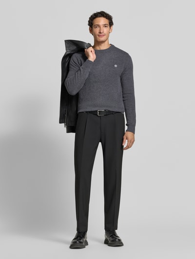 MCNEAL Slim Fit Strickpullover aus reiner Wolle mit Label-Stitching Mittelgrau Melange 1