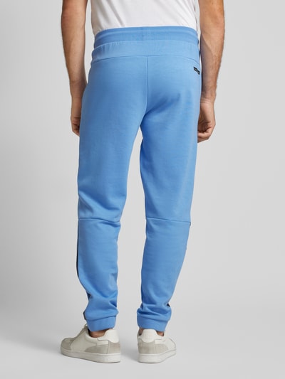 EA7 Emporio Armani Sweatpants met labelprint, model 'NATURAL' Lichtblauw - 5