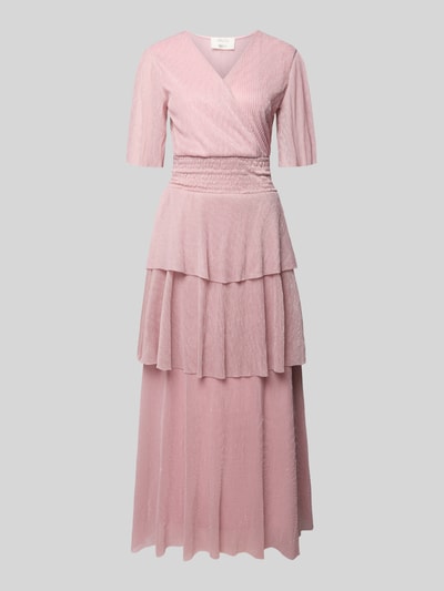 Produktfoto, Maxikleid in Rüschen-Optik Modell 'Francesca' von GUIDO MARIA KRETSCHMER for Bridgerton in zartem Rosa, taillierte Passform, Halbarm, V-Ausschnitt, Wickel-Optik, Plissee-Optik, Regular-Fit, lange Rückenlänge, feine Struktur.