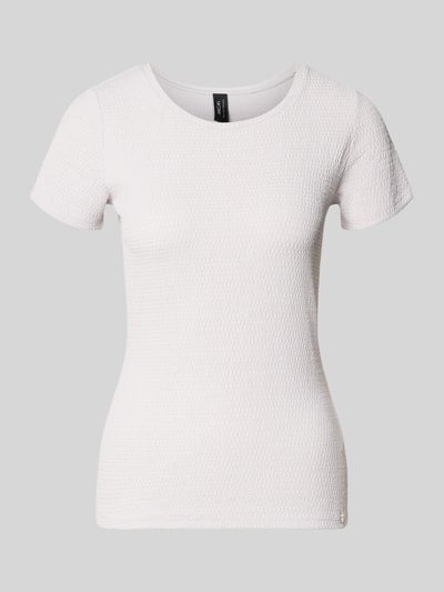 Productfoto, wit t-shirt met labeldetail van Marc Cain, elastische materiaalmix, nauwsluitend model, u-hals, dames, ruglengte maat 36: 55 cm