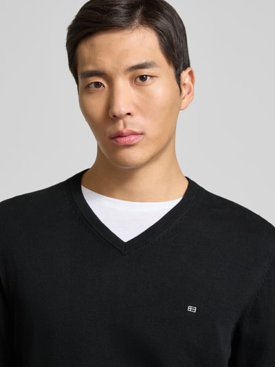 Christian Berg Men Gebreide pullover met V-hals Zwart - 2