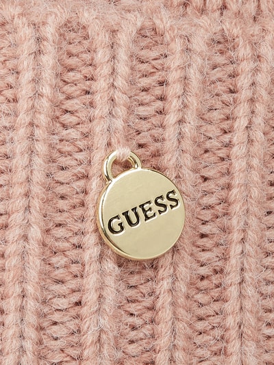 Guess Pudelmütze mit Zopfmuster Rosa 2