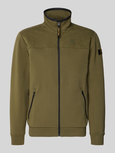 Produktfoto, Sweatjacke mit Reißverschluss von PME Legend in Olivgrün, gerader Schnitt, Stehkragen, Reißverschluss, elastischer bawełniany materiał, label-Details, boczne kieszenie na zamek, prążkowane wykończenia, długość tyłu w rozmiarze M: 72 cm, długość rękawa w rozmiarze M: 67 cm