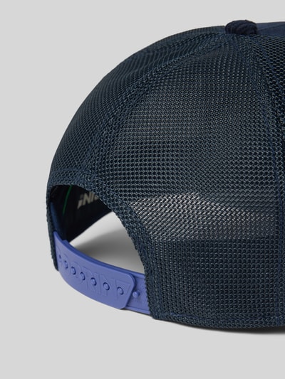 Produktfoto, Trucker Cap mit Stitching Modell 'Shadow Remix' von GOORIN BROS., mieszanka bawełny, daszek, regulowana długość, granatowe kolory, struktura siateczkowa