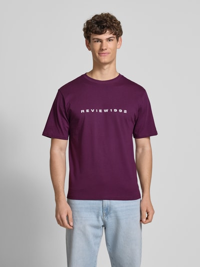 REVIEW T-Shirt mit Label-Print Pflaume 4