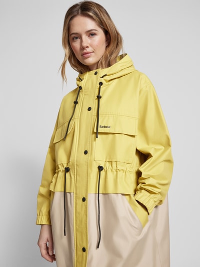 Barbour Parka mit Tunnelzug im Taillenbereich Modell 'EVIE' Sand 3