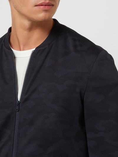 MCNEAL Slim Fit Bomber mit Camouflage-Muster Marine 3