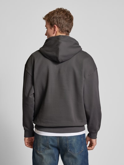 Only & Sons Hoodie mit Kängurutasche Modell 'AARON' Anthrazit 5