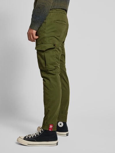 Alpha Industries Tapered Fit Cargohose mit elastischen Abschlüssen Oliv 3