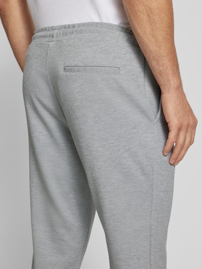 MCNEAL Regular Fit Sweatpants mit Strukturmuster Graphit Melange 3