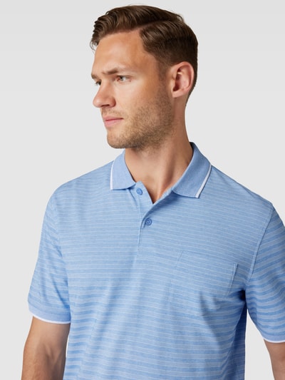 bugatti Poloshirt mit Streifenmuster Blau 3