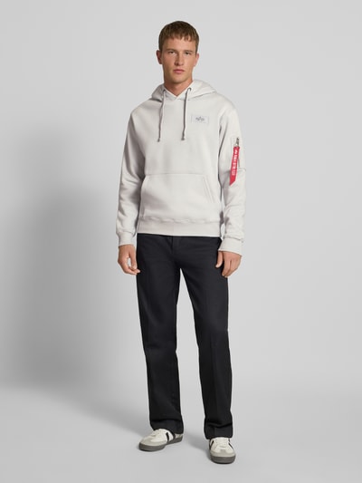 Alpha Industries Hoodie mit Kapuze Hellgrau 1