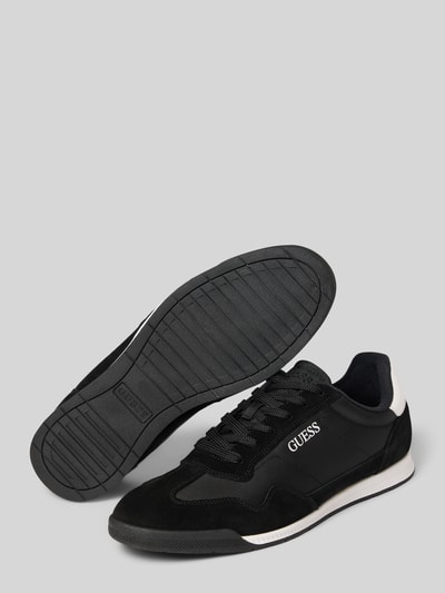 Produktfoto, Sneaker aus Leder-Textil-Mix Modell 'DREAN' von Guess in Schwarz mit abgerundete-Spitze, Schnürung, Label-Detail, Absatzhöhe 2 cm, Schafthöhe 8 cm, Schaftweite 8 cm
