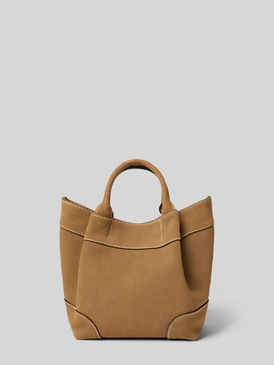 Produktfoto, Handtasche aus echtem Leder Modell 'ESSENTIAL' von Abro, braun mit kontrastiven Ziernähten, strukturierte Oberfläche, sichtbares Label-Detail, abnehmbarer Schulterriemen, kurze Tragehenkel, Hauptfach mit Magnetverschluss, Reißverschlussfach innen