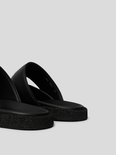 Officine Creative Zehentrenner aus Leder Schwarz 3