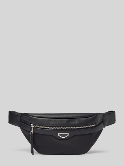 Produktfoto, Bauchtasche mit Reißverschluss von Antony Morato in Schwarz, Hauptfach und Reißverschlussfach, Schulterriemen in Leder-Optik, Label-Patch, Größe 31x15x2 cm, Länge Schulterriemen 53 cm