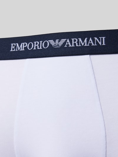 Produktfoto, Boxershorts mit elastischem Logo-Bund im 3er-Pack von Emporio Armani aus Baumwoll-Elasthan-Mix, Körpernaher Schnitt, Detailaufnahme