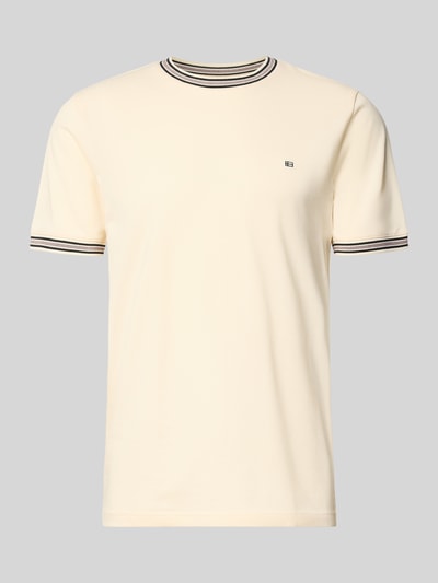 Produktfoto, Regular Fit T-Shirt mit Logo-Stitching von Christian Berg Men z bawełny, okrągły dekolt, długość tyłu 71 cm w rozmiarze m