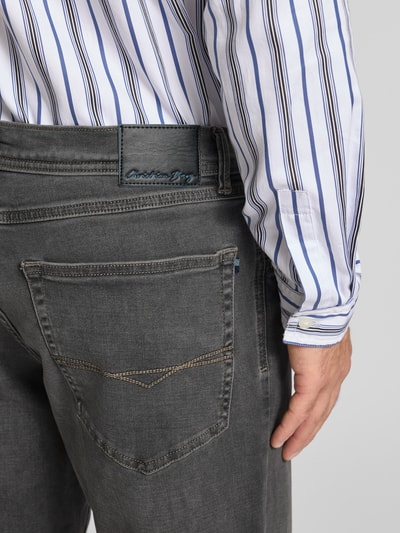 Christian Berg Men Regular Fit Jeans mit Eingrifftaschen Hellgrau Melange 3