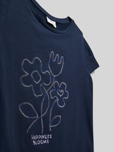 Produktfoto, Regular Fit T-Shirt aus reiner Baumwolle von s.Oliver RED LABEL, unifarben, Jersey mit Motiv-Stitching und Rundhals.