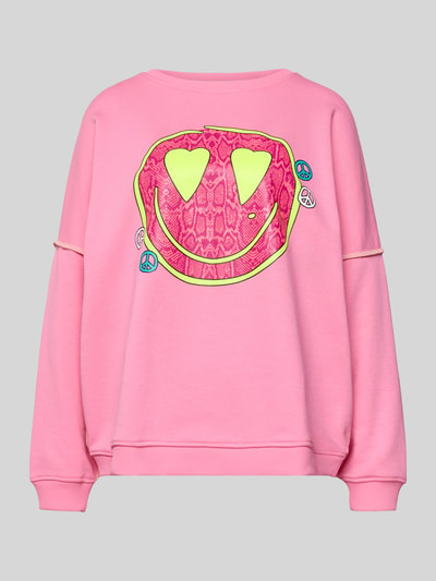 Produktfoto, Oversized Sweatshirt mit Motiv-Print von miss goodlife, różowa bawełna, ściągacze, okrągły dekolt, kolorowy nadruk