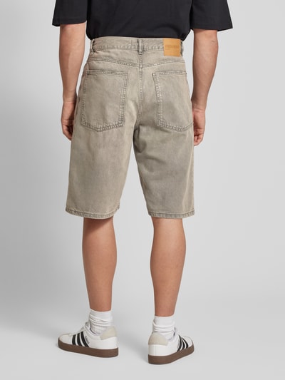 REVIEW Baggy fit korte jeans in 5-pocketmodel Middengrijs - 5