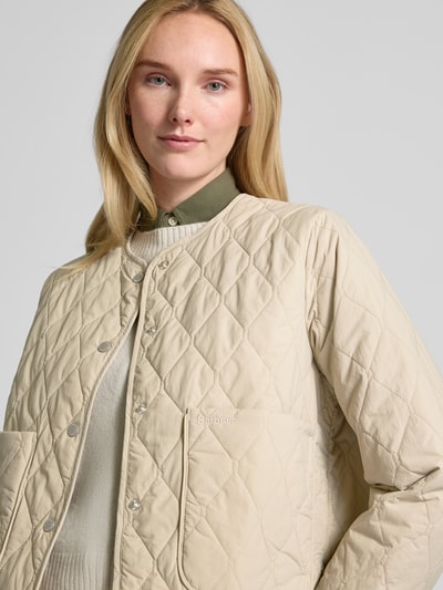 Barbour Steppjacke mit aufgesetzten Taschen Modell 'MONROE' Sand 3