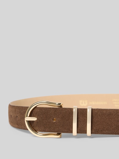 Produktfoto, Gürtel aus echtem Rindsleder in Velours-Optik von Weinmann, schmale Passform, braun, goldene Dornschließe, Breite 3 cm