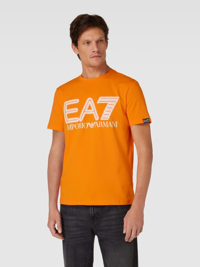 EA7 Emporio Armani T-Shirt mit Label-Print Orange 4