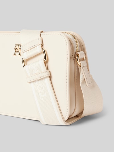 Tommy Hilfiger Handtasche mit Logo-Applikation Offwhite 2