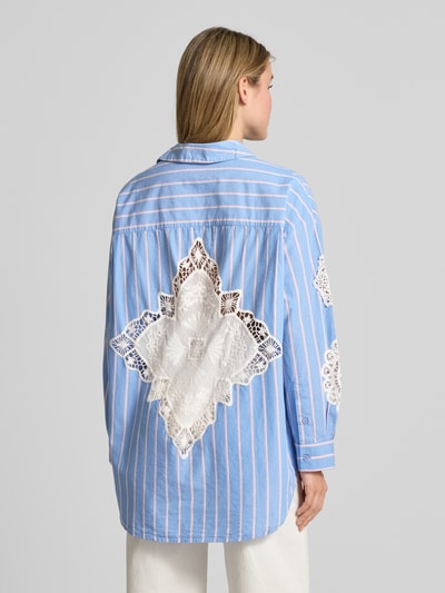 Essentiel Antwerp Relaxed Fit Hemdbluse aus reiner Baumwolle Modell 'IDENTICAL' Hellblau 5