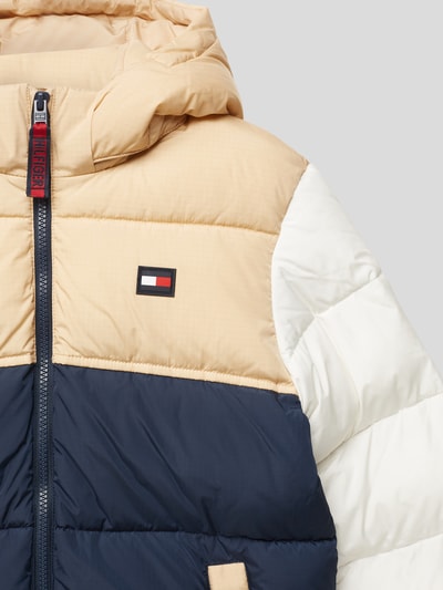 Tommy Hilfiger Teens Steppjacke im Colour-Blocking-Design Camel 2