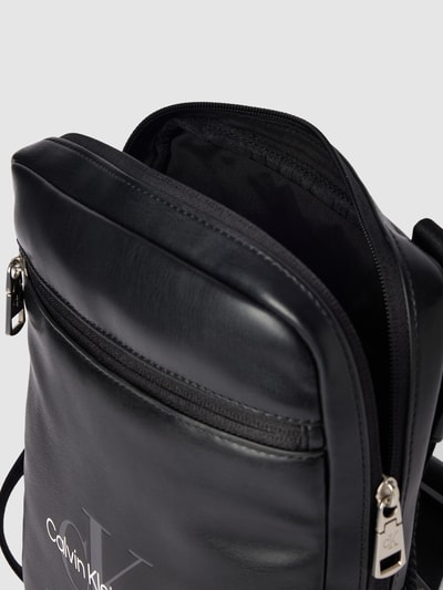 Calvin Klein Jeans Umhängetasche mit Label-Print Modell 'REPORTER' Black 5