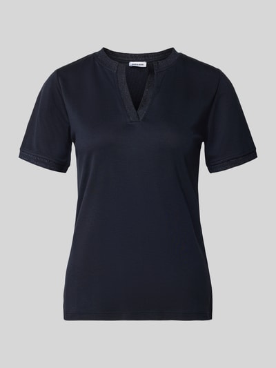 Produktfoto, T-Shirt mit V-Ausschnitt von More & More in Dunkelblau, Modal-Elasthan-Mix, Regular Fit, schimmernde Abschlüsse