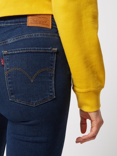 Levi's® Bootcut High Rise Jeans aus Lyocellmischung Modell '725™' Jeansblau 3