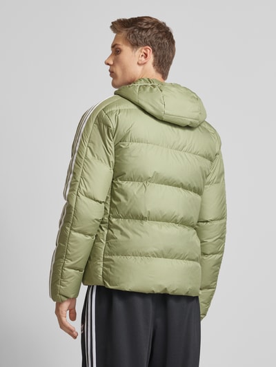 ADIDAS SPORTSWEAR Steppjacke mit Label-Print Oliv 5