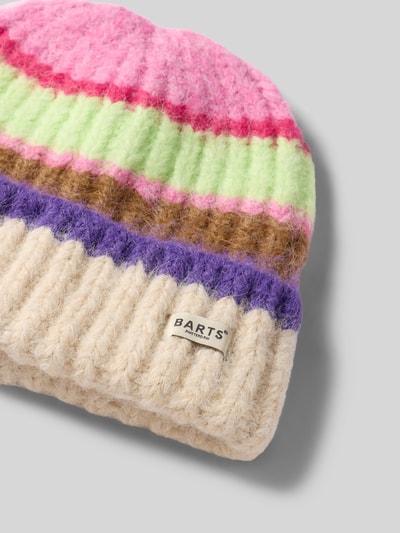 Produktfoto, Mütze mit Woll-Anteil Modell 'Haputale Beanie' von Barts in Creme, Lila, Braun, Grün und Pink, grob gestrickte Textur