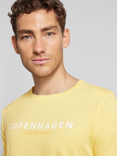 Lindbergh T-Shirt mit Label-Print Modell 'Copenhagen' Gelb 3