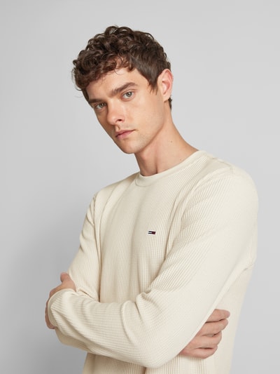 Tommy Jeans Regular Fit Longsleeve mit Label-Stitching Beige 3