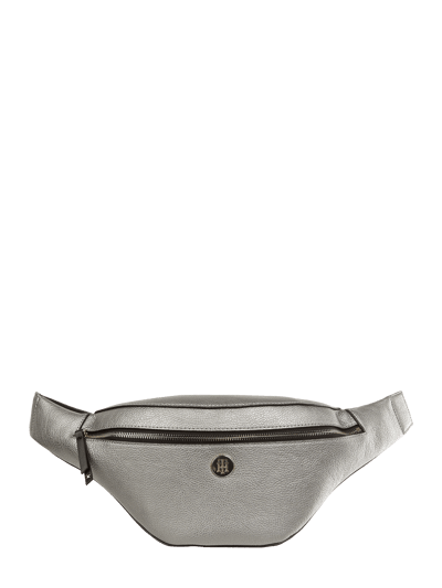 Tommy Hilfiger Bodybag in Metallicoptik  Silber 2