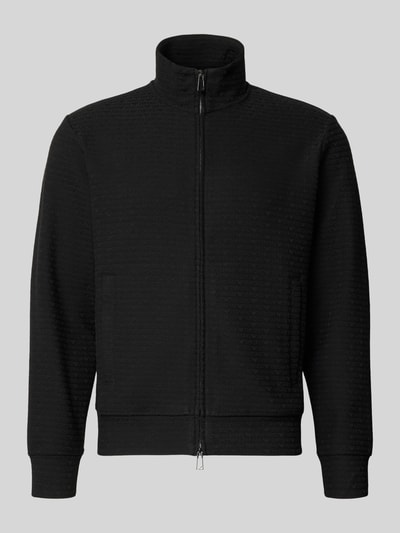 Produktfoto, schwarze Sweatjacke mit Stehkragen von Emporio Armani, Baumwoll-Lyocell-Mix mit Stretch-Anteil, Reißverschluss, Eingrifftaschen, gerippte Abschlüsse, lockerer Schnitt, glatte Struktur bei 64 cm Rückenlänge und 60 cm Ärmellänge in Größe M.