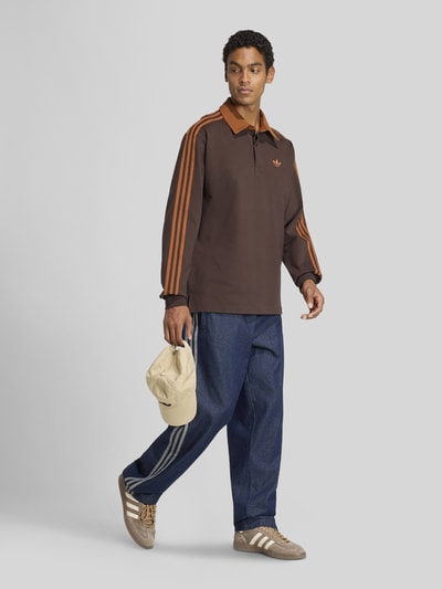 adidas Originals Relaxed Fit Rugbyshirt aus reiner Baumwolle Dunkelbraun 1