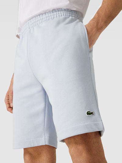 Lacoste Szorty o kroju regular fit z elastycznym pasem Jasnoniebieski 3