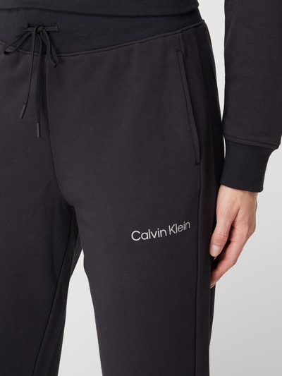 Calvin Klein Performance Spodnie dresowe z detalami z logo  Czarny 3