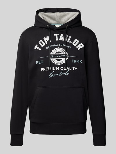 Tom Tailor Bluza o kroju regular fit z kapturem i nadrukiem z logo Czarny 2