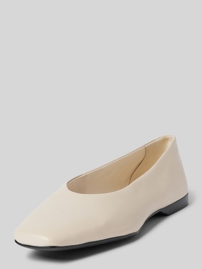 Vagabond Ballerinas mit Blockabsatz Modell 'Delia' Offwhite 1